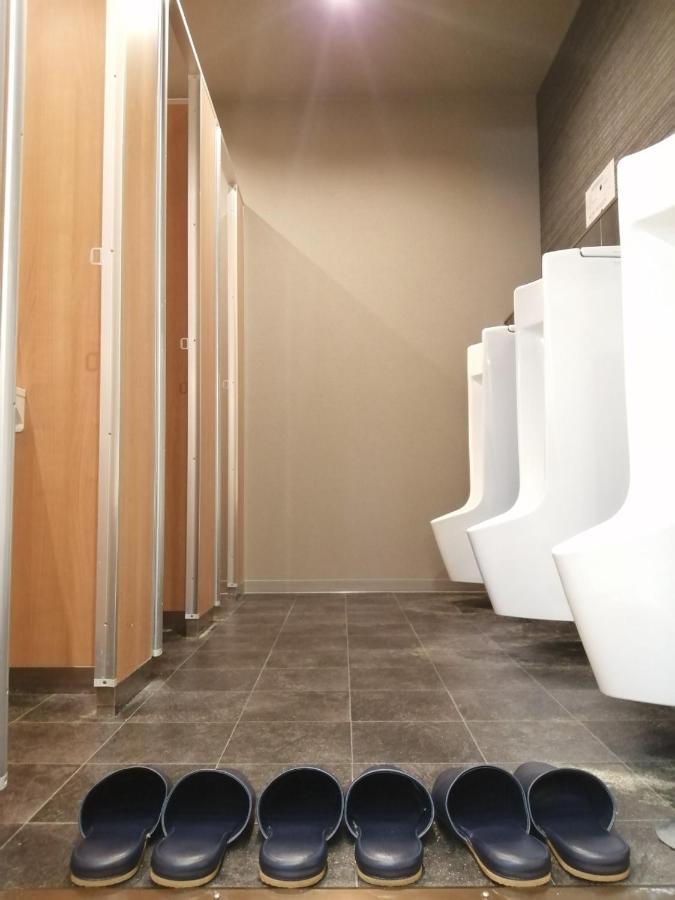 Iloha Hostel Namba Shinsaibashi Osaka Bagian luar foto
