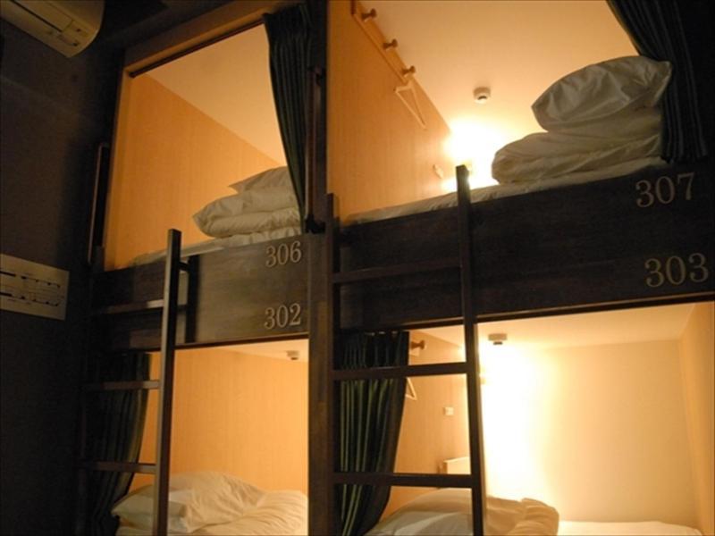 Iloha Hostel Namba Shinsaibashi Osaka Bagian luar foto